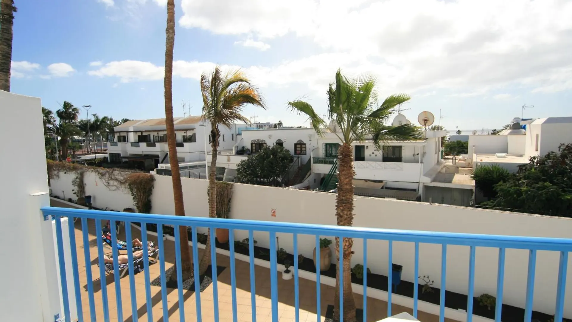 Aparthotel Costa Volcan & Spa Puerto del Carmen  2*, Puerto del Carmen (Lanzarote)